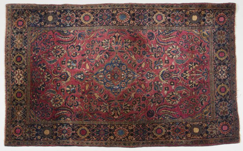 Appraisal: Semi-Antique Sarouk Area Rug early th century blue quatrefoil central