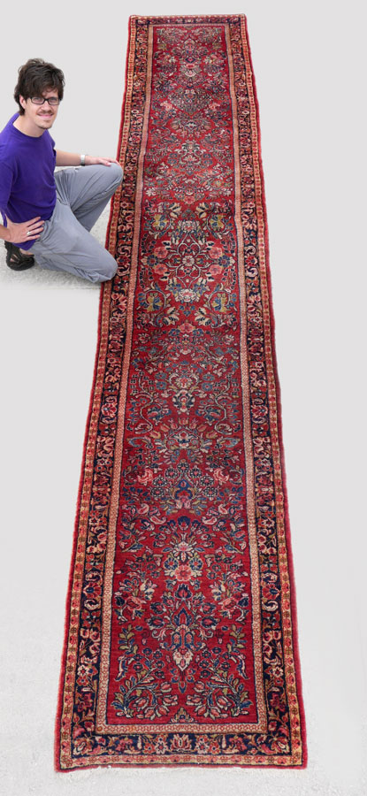 Appraisal: APPROX - YR OLD PERSIAN SAROUK HAND KNOTTED WOOL RUNNER