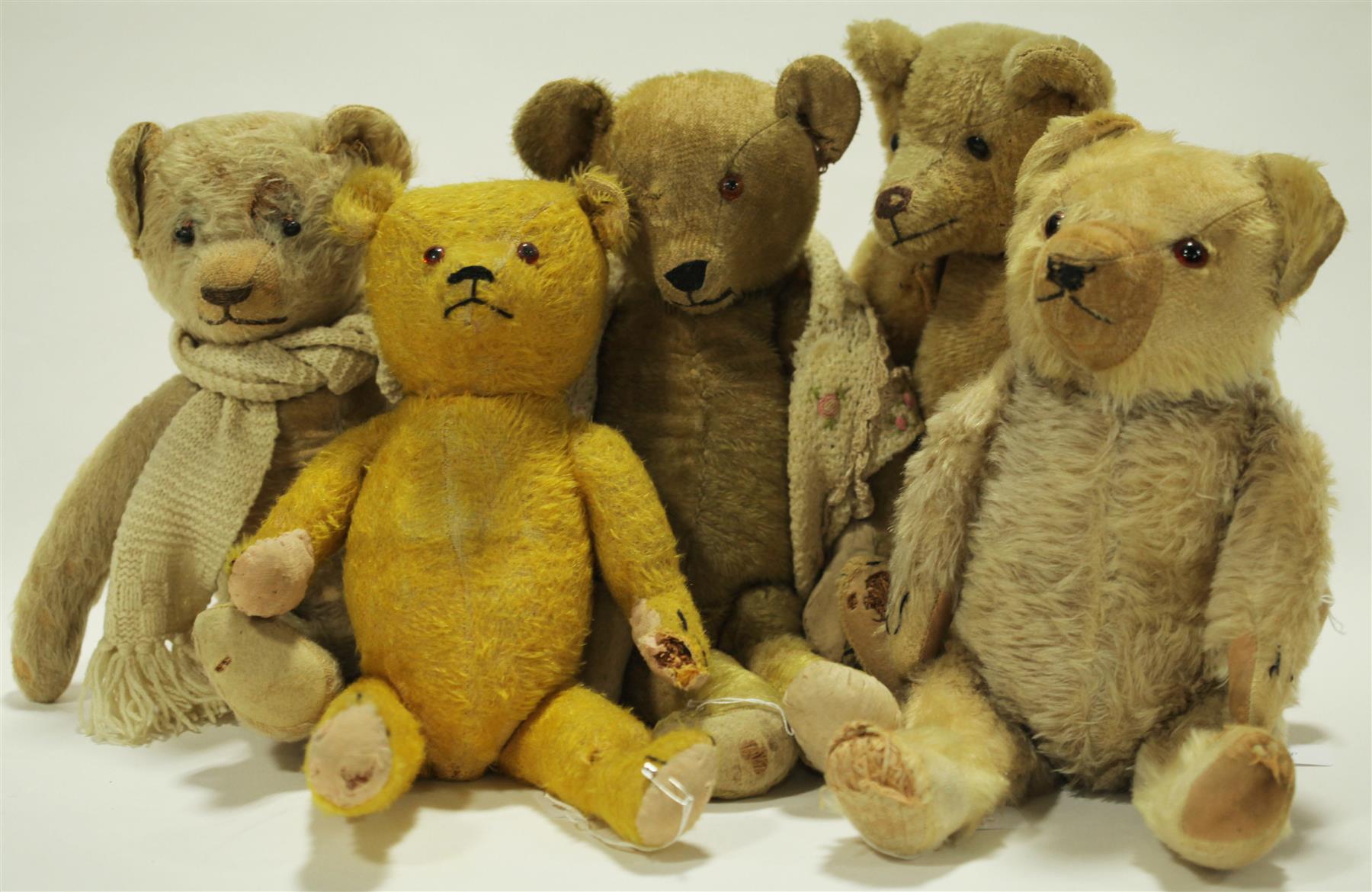 Appraisal: FIVE LIGHT COLORED MOHAIR BEARS American or German early th