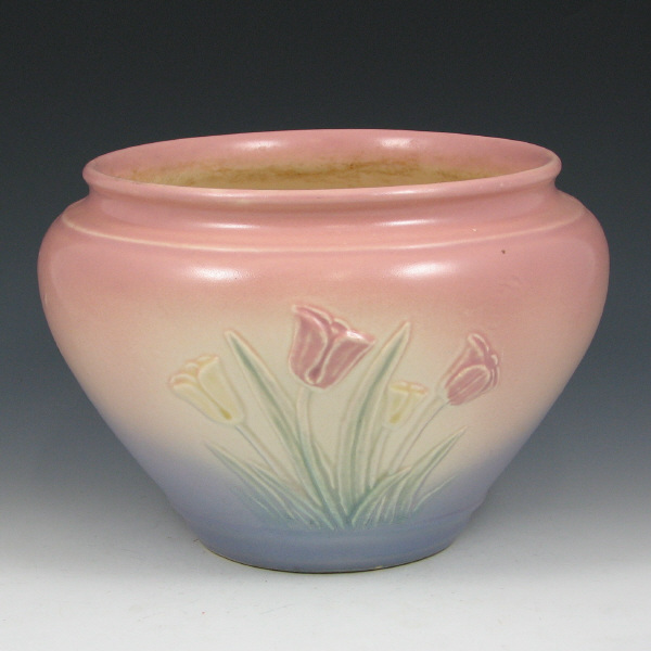 Appraisal: Hull Tulip - - Jardiniere Tulip jardiniere in pink and