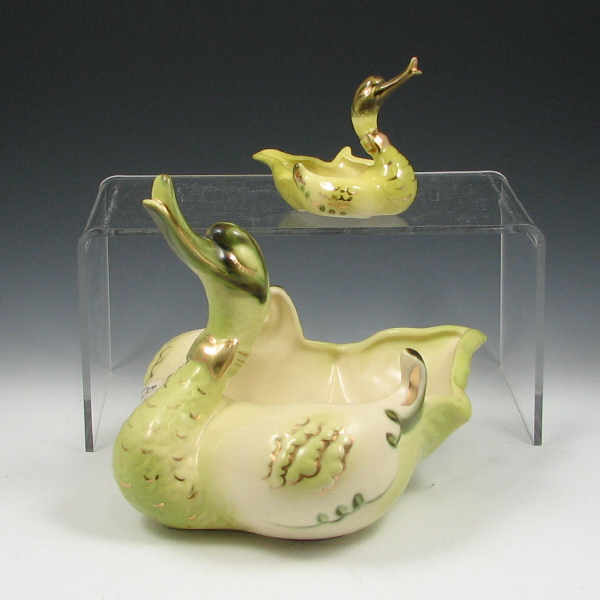 Appraisal: Hull Novelty Swans Lot of two swans in chartreuse and