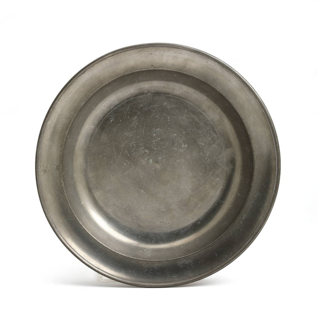 Appraisal: PEWTER DEEP DISH BLAKSEE BARNS PHILLADELPHIA PENNSYLVANIA CIRCA - The