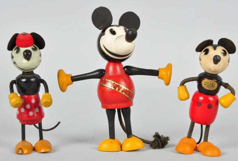 Appraisal: Lot of Disney Mickey Minnie Mouse Figures Description Includes one