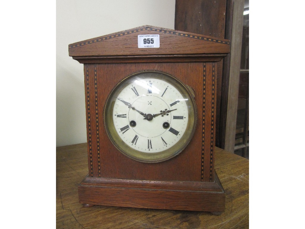 Appraisal: Continental oak inlaid mantel clock