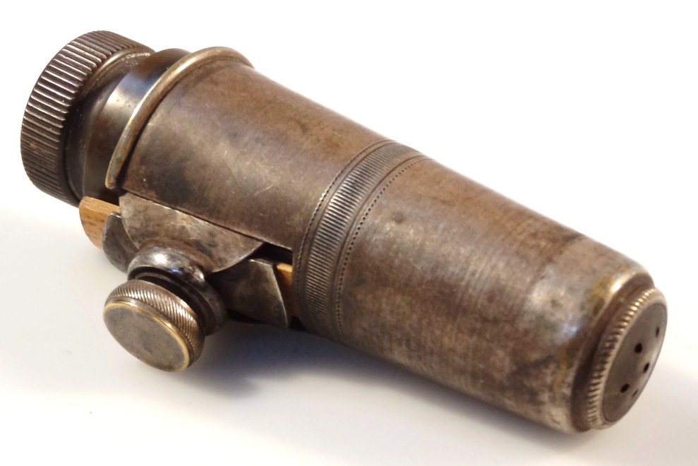 Appraisal: An early thC saxophone mouthpiece marked Seimer in metal with