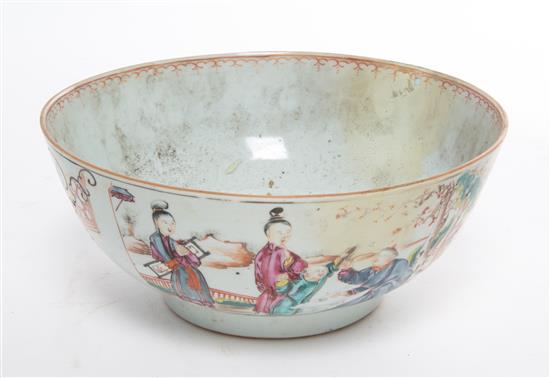 Appraisal: Sale Lot A Chinese Export Porcelain Center Bowl th century