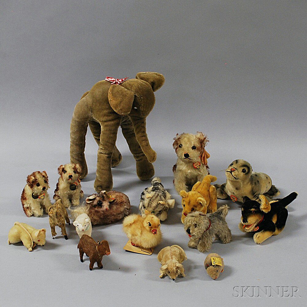 Appraisal: Seventeen Mostly Steiff Animal Toys including a Robby three Mollys