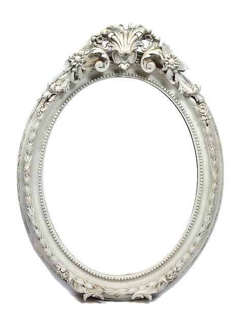 Appraisal: AN OLD OVAL WALL HANGING MIRROR with bevelled mirror plate