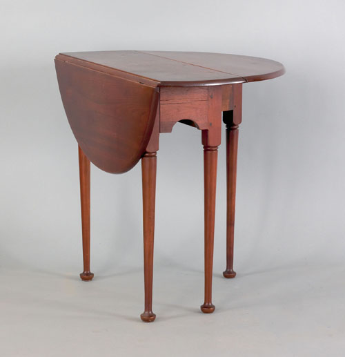 Appraisal: Diminutive New England Queen Anne walnut drop leaf table ca