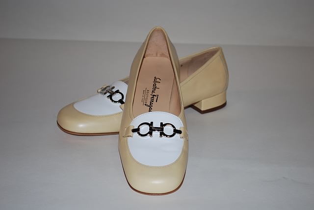 Appraisal: Salvatore Ferragamo beige calf flats with white trim Size B