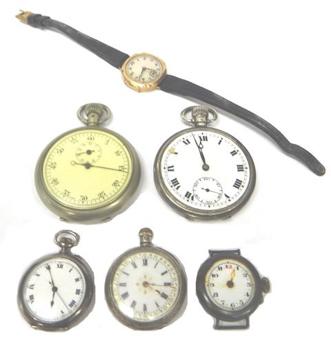 Appraisal: A lady's ct gold circular cased wristwatch the mother of