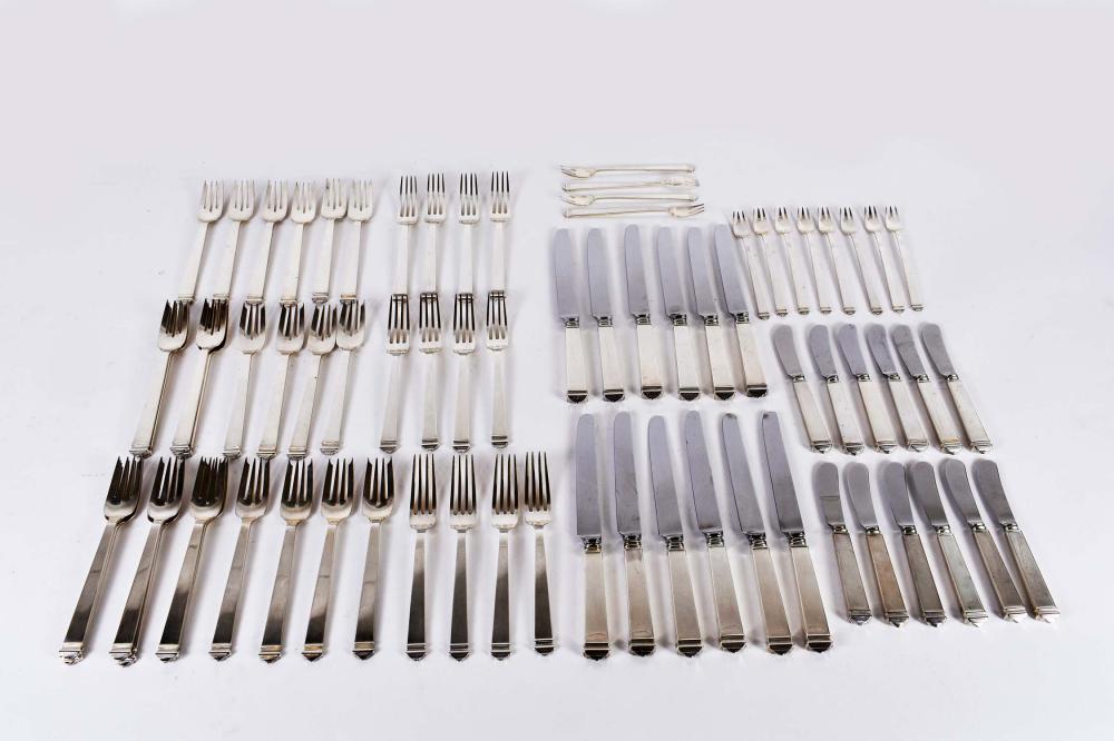 Appraisal: TIFFANY STERLING SILVER HAMPTON SERVICE FOR TWELVEMarked The eight piece