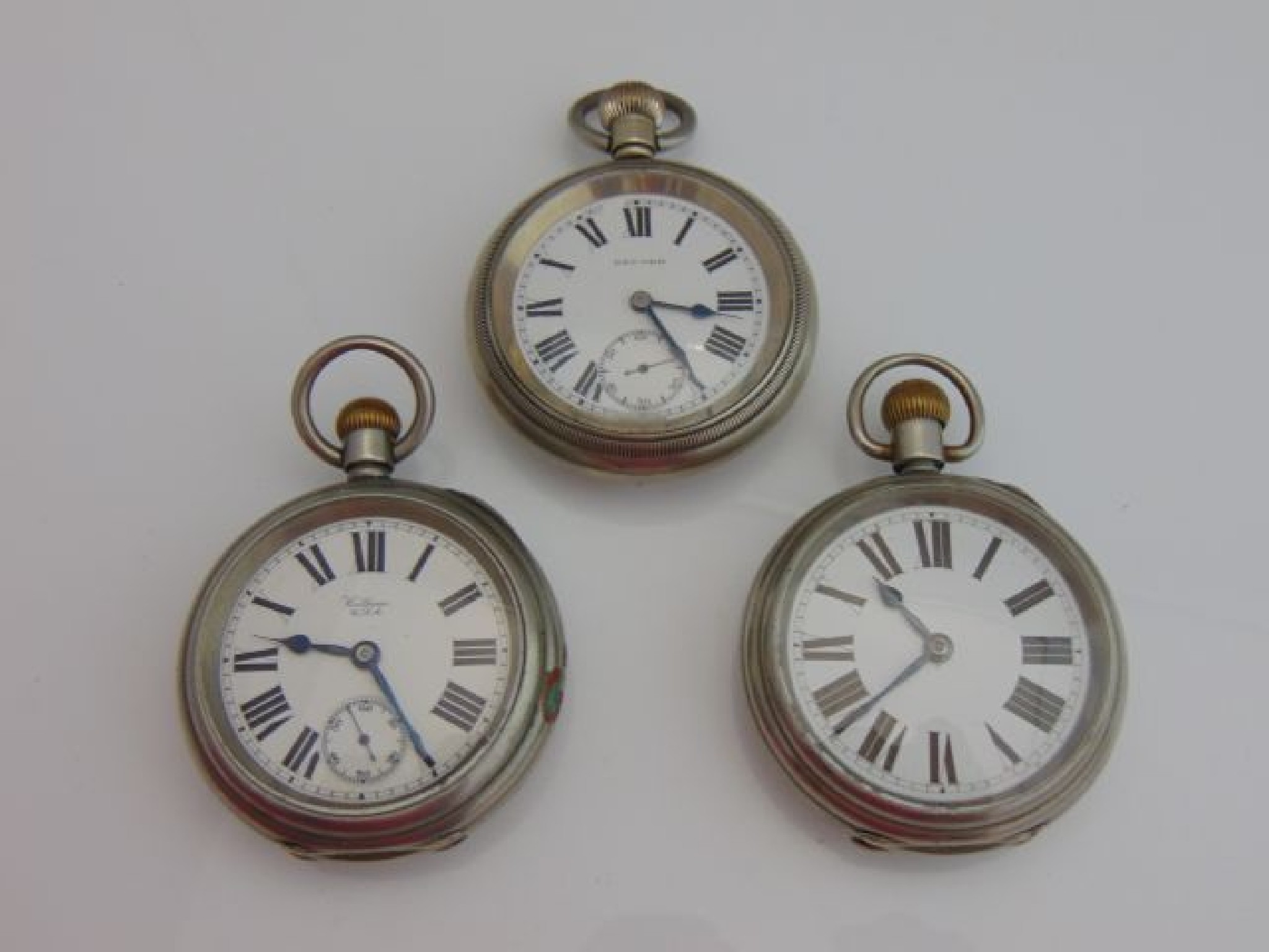 Appraisal: An American open-faced pocket watch Waltham Watch Co the white