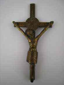 Appraisal: A cast brass crucifix