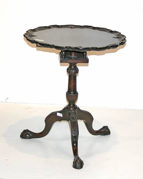 Appraisal: A Regency mahogany tilt top tea table