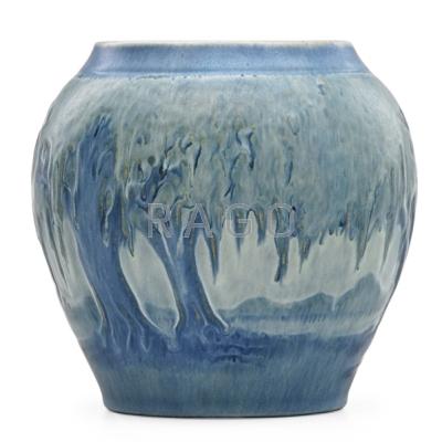 Appraisal: ANNA FRANCES SIMPSON - NEWCOMB COLLEGE Vase decorated with live