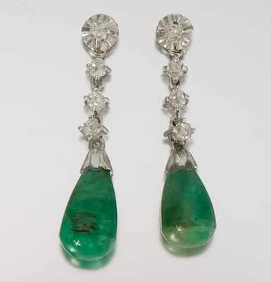 Appraisal: A Pair of Diamond and Emerald Pendant Earrings k white