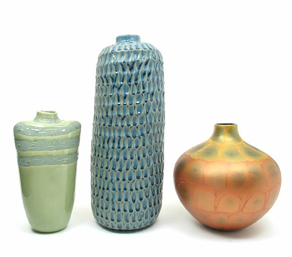 Appraisal: A group of five contemporary earthenware vases heights range from