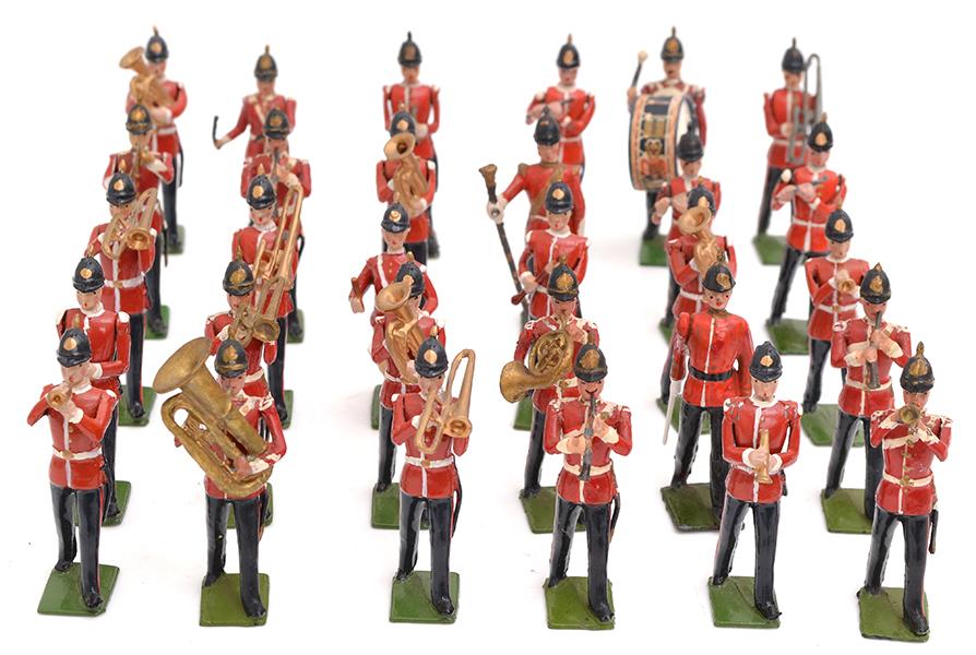 Appraisal: X UNBOXED BRITAINS PART SETS OF BAND OF THE LINE