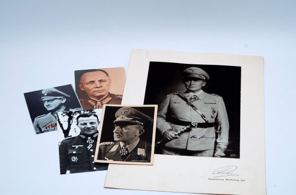 Appraisal: Lot of three German World War II military autographs and