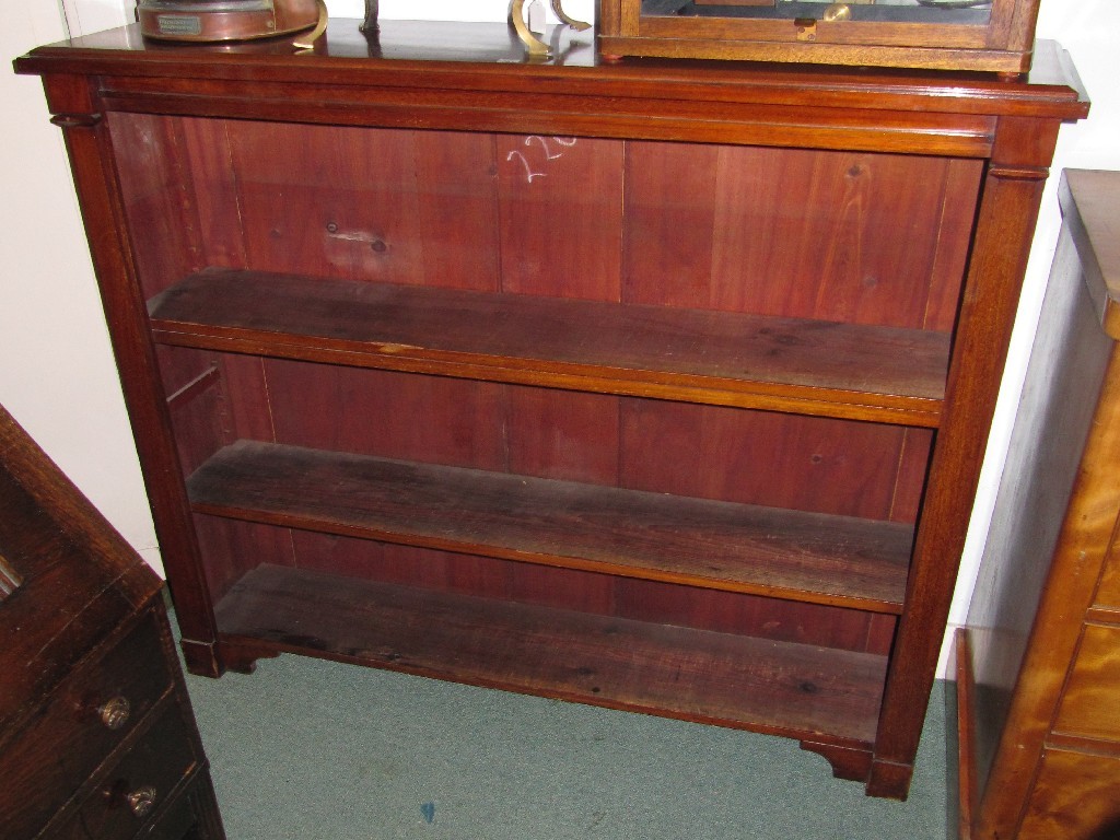 Appraisal: Mahogany open bookcase