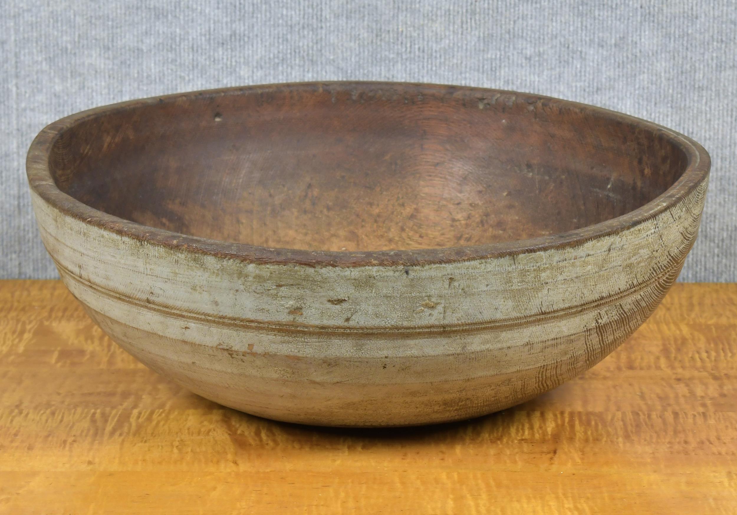 Appraisal: EARLY TH C ASH CHOPPING BOWL Early turned ash wood