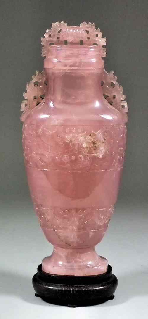 Appraisal: A Chinese rose quartz oval two-handled vase and cover with