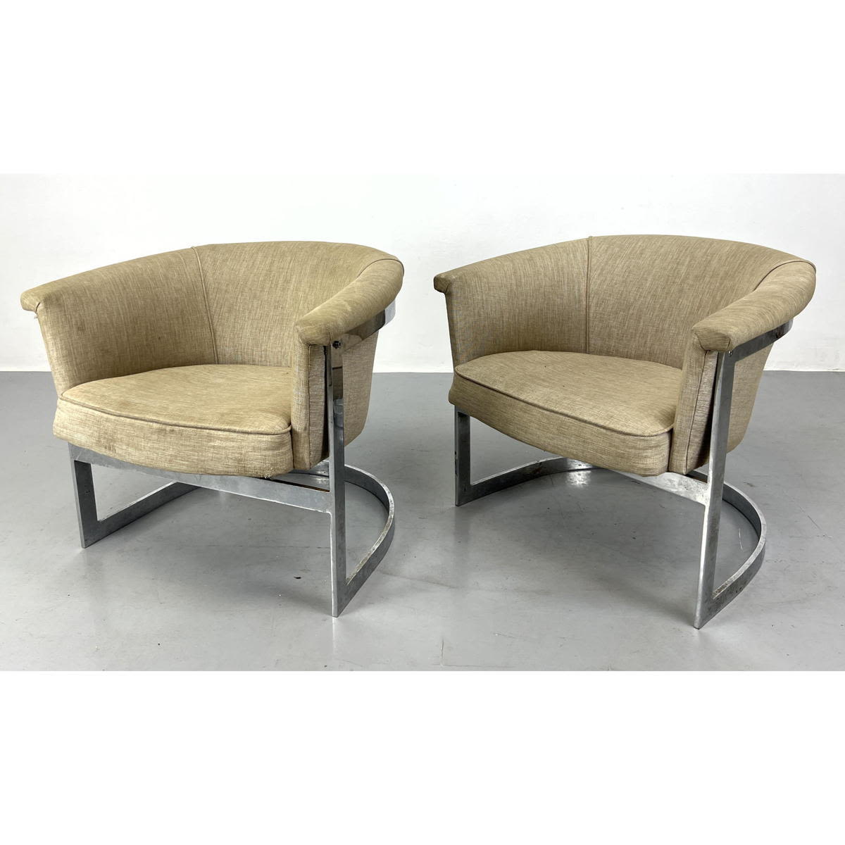 Appraisal: Pr American 's lounge chairs Chrome heavy construction Baughman Style