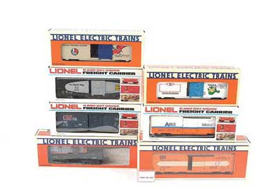 Appraisal: Lionel O Gauge LCCA Convention of Box Cars consisting of