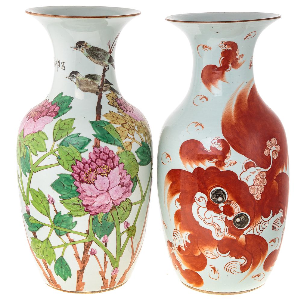 Appraisal: Two Chinese Export Porcelain Vases Late th century Vase with