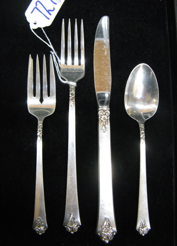 Appraisal: AN AMERICAN ROYAL CREST STERLING SILVER FLATWARE SET in the