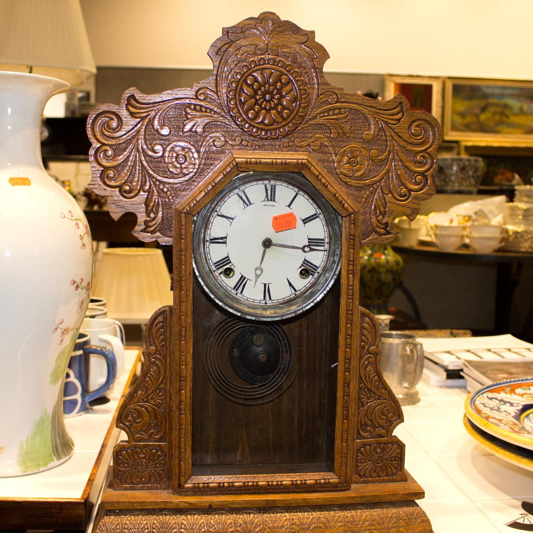 Appraisal: Oak gingerbread mantel clock