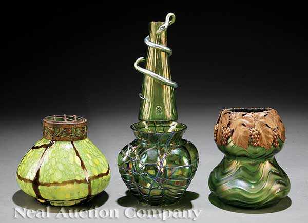 Appraisal: A Group of Four Continental Art Glass Vases early th