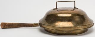 Appraisal: Duck Pan French ca An empty pan from which a