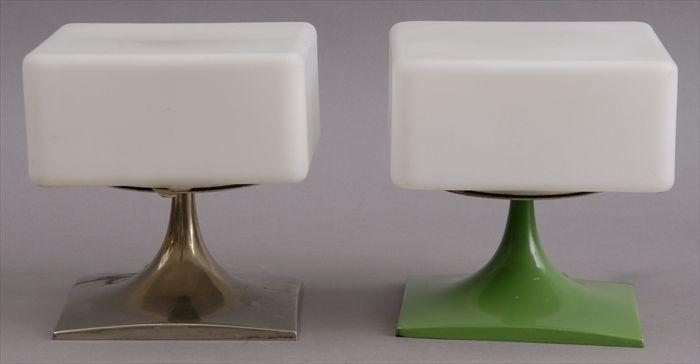 Appraisal: PAIR OF MID TH C TABLE LAMPS With enameled green