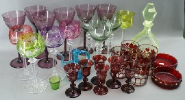 Appraisal: A quantity of Edwardian and later coloured glass