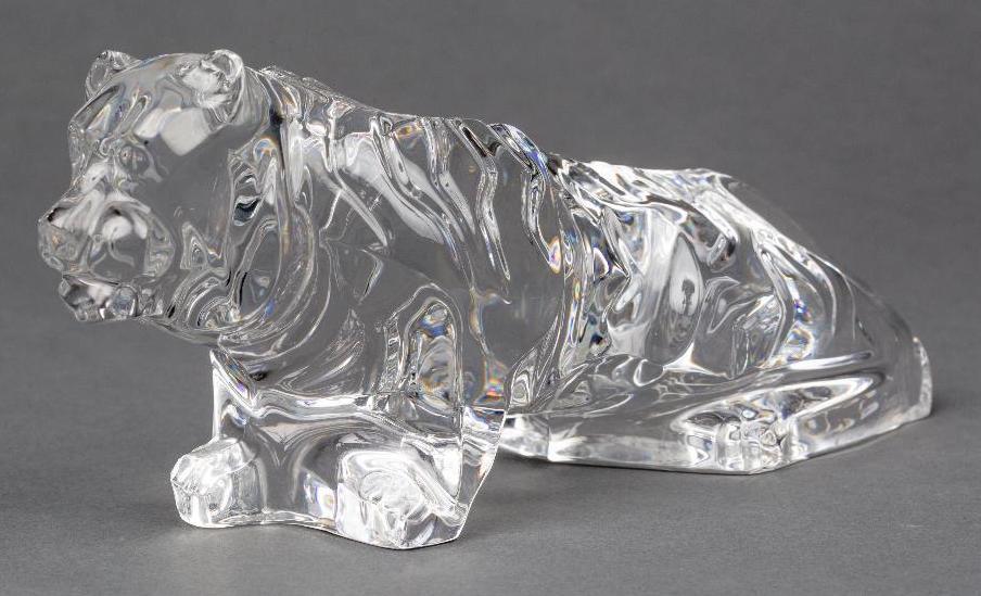 Appraisal: A BACCARAT CRYSTAL TIGER FIGURE Signed base measures x x