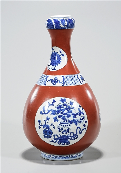 Appraisal: Chinese porcelain yuhuchunping vase garlic mouth with areas of blue