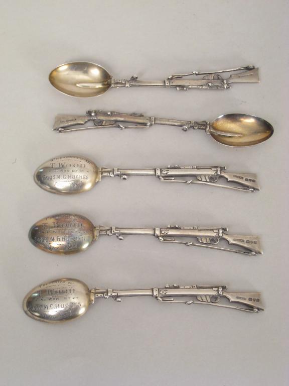 Appraisal: Five Edward VII Teaspoons in the form of Lee Enfield