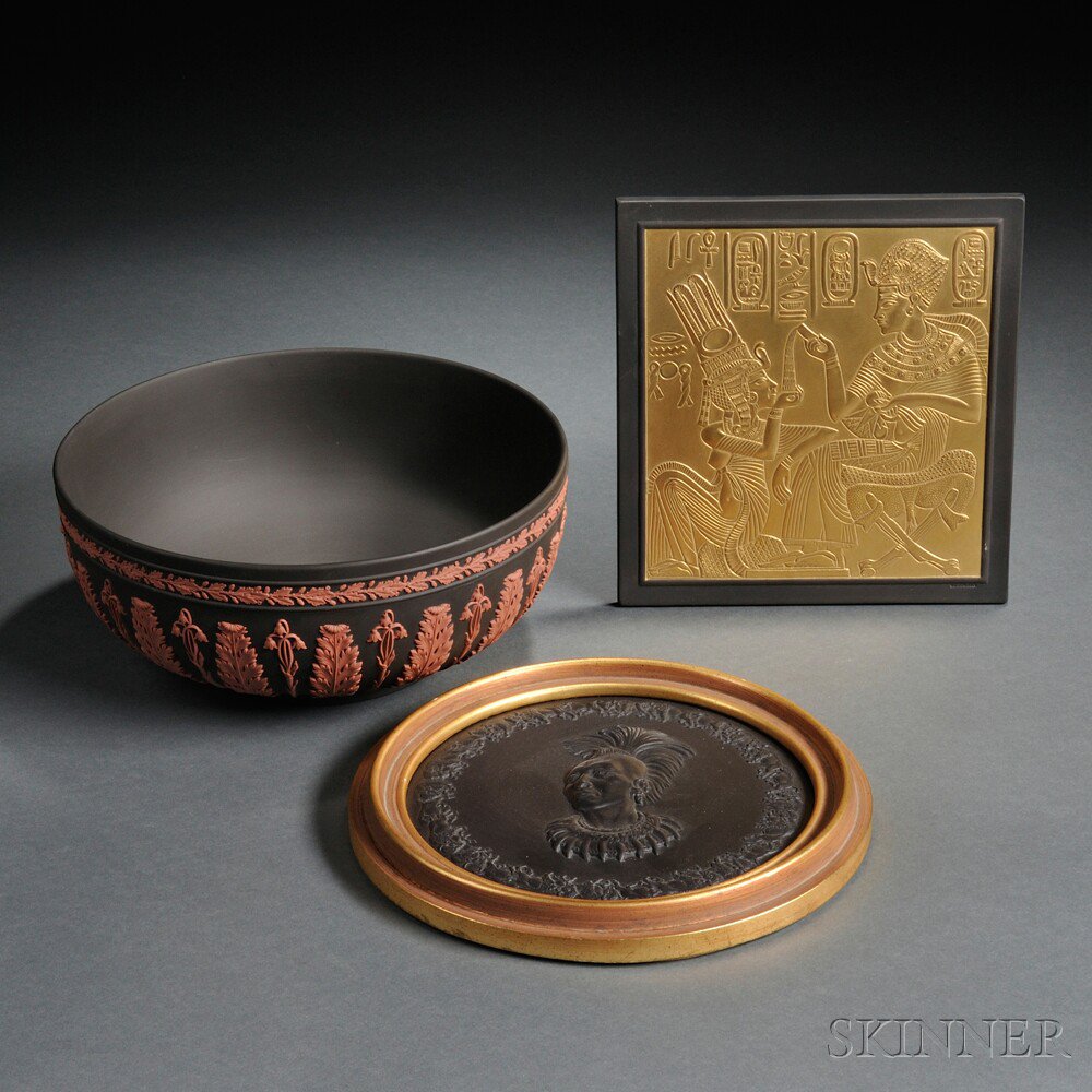 Appraisal: Three Modern Wedgwood Items England th century a solid black