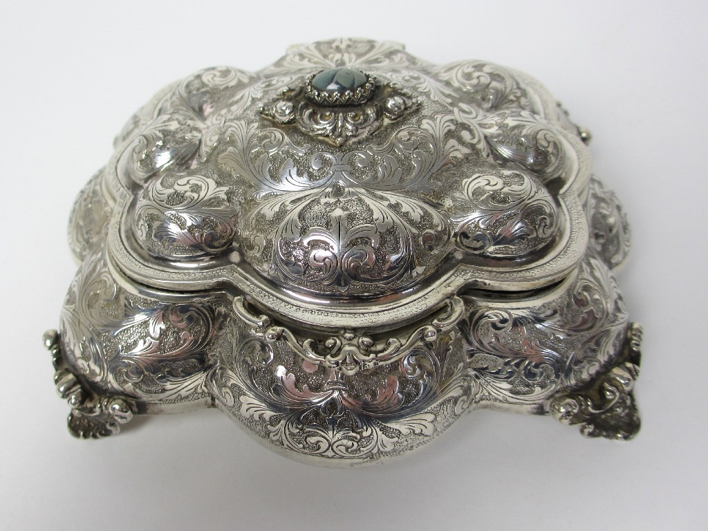 Appraisal: A th century Italian silver trinket box by Virano Gioiellerie