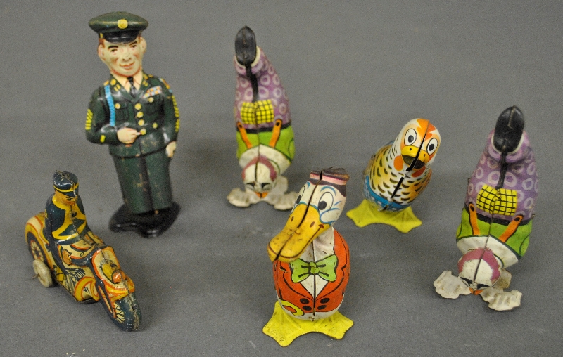 Appraisal: - Six tin windup toys four by J Chein Co