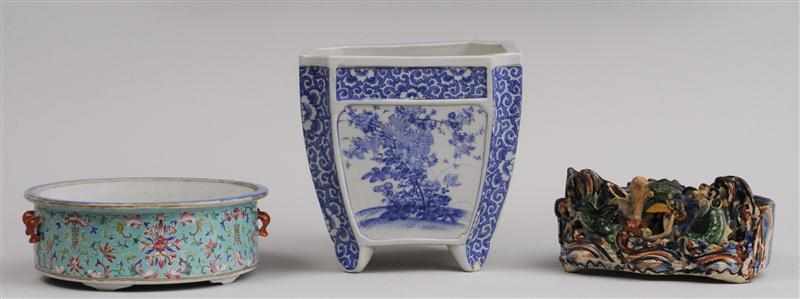 Appraisal: CHINESE FAMILLE ROSE STYLE TURQUOISE-GROUND PORCELAIN CYLINDRICAL JARDINI RE AND