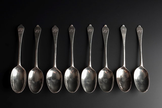 Appraisal: A SET OF EIGHT QUEEN ANNE SILVER DOG NOSE DESSERT