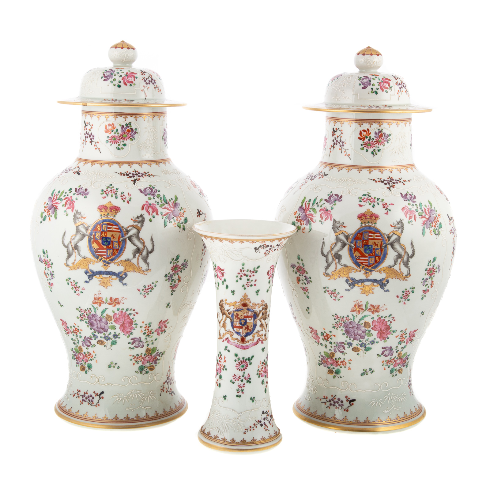 Appraisal: A PAIR SAMSON PORCELAIN JARS TRUMPET VASE Late th century