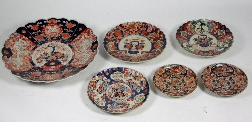 Appraisal: Two Japanese Imari shallow dishes and four Japanese Imari porcelain