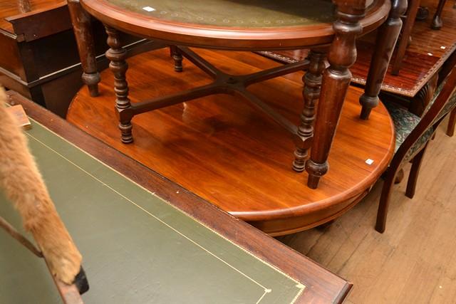 Appraisal: A VICTORIAN DINING TABLE AND FOUR DINING CHAIRS WINDER AND