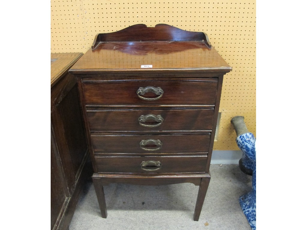 Appraisal: Edwardian mahogany music cabinet