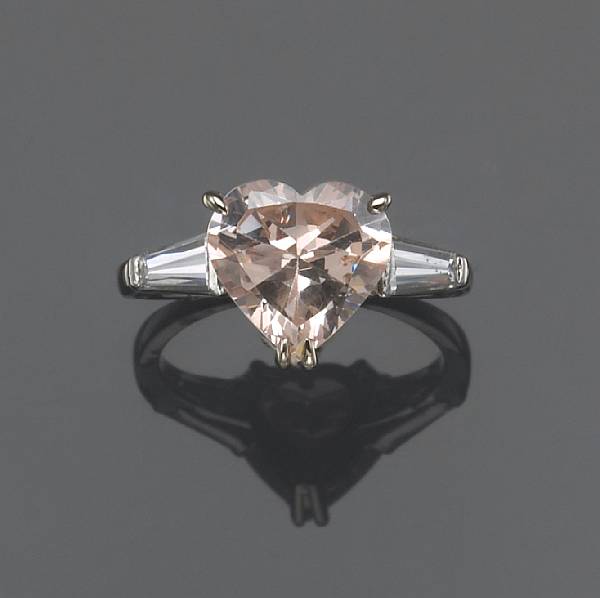 Appraisal: A heart-shaped zircon diamond and k white gold ring