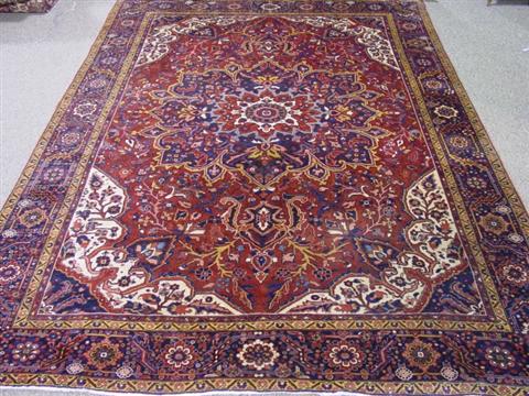 Appraisal: PERSIAN HAND WOVEN AHAR HERIZ RUG - X